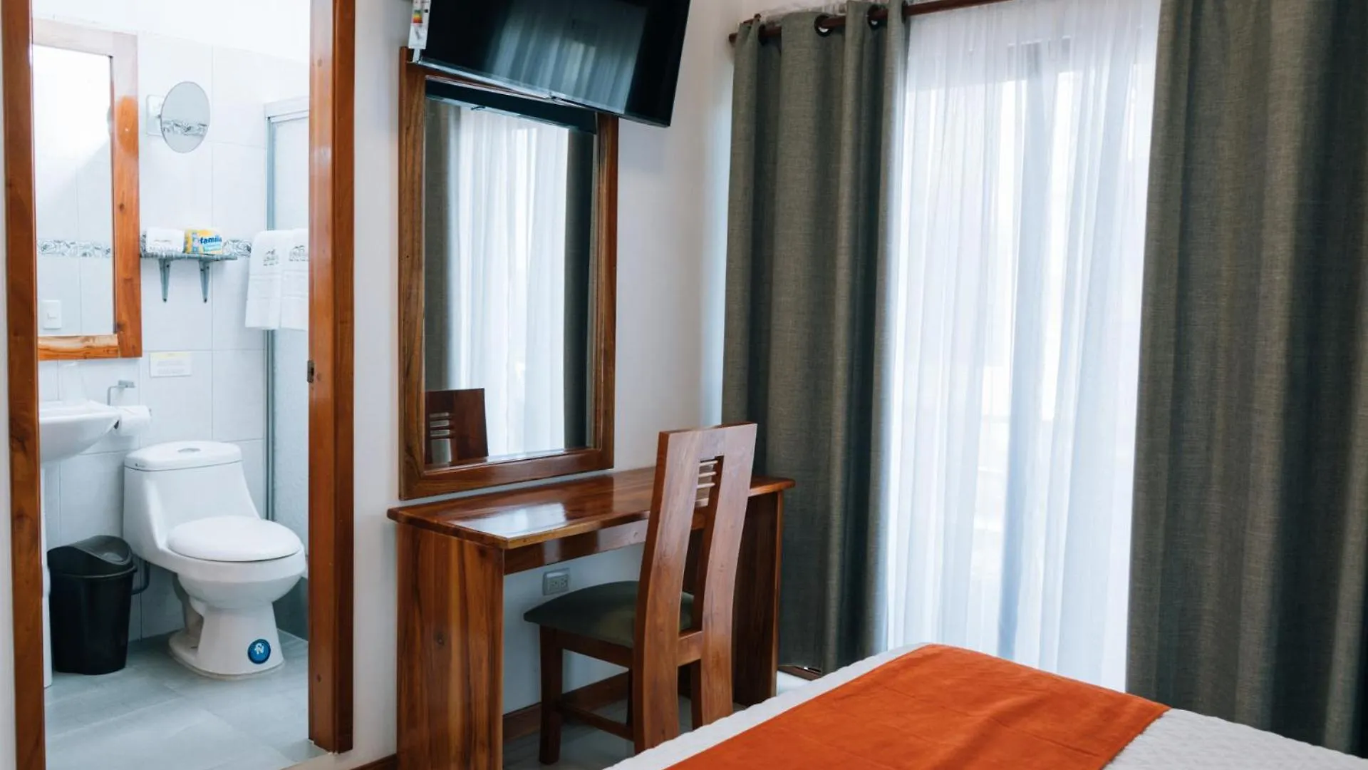 El Descanso Del Guia Puerto Ayora  Hotel